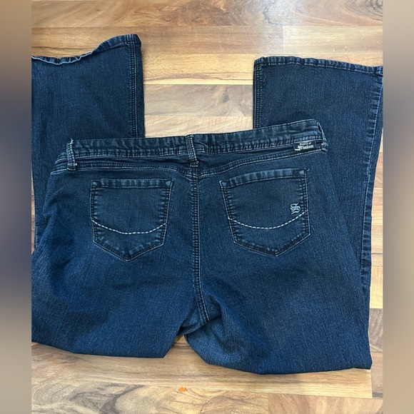 Classic Dark Blue Flare Jeans - Picture 2 of 5